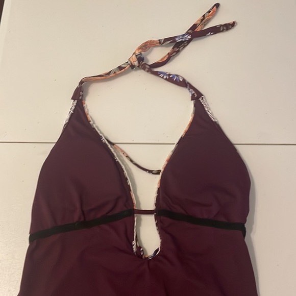 Kona Sol Swim Suit Large - Picture 11 of 11